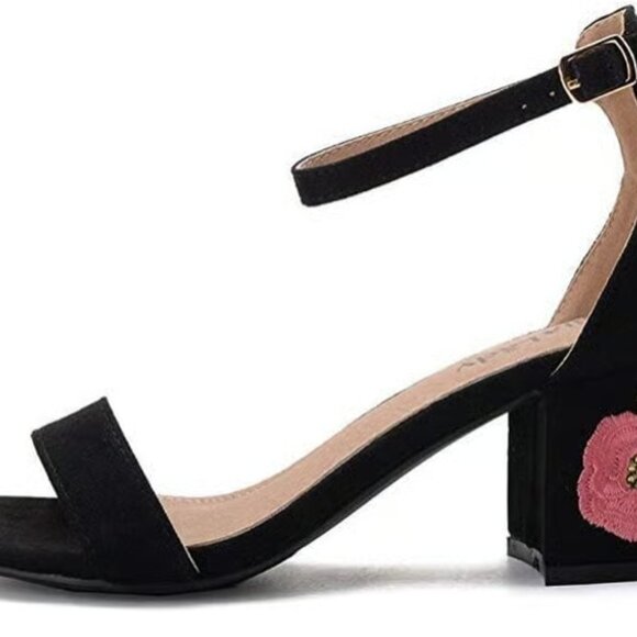 block heels - Picture 4 of 6